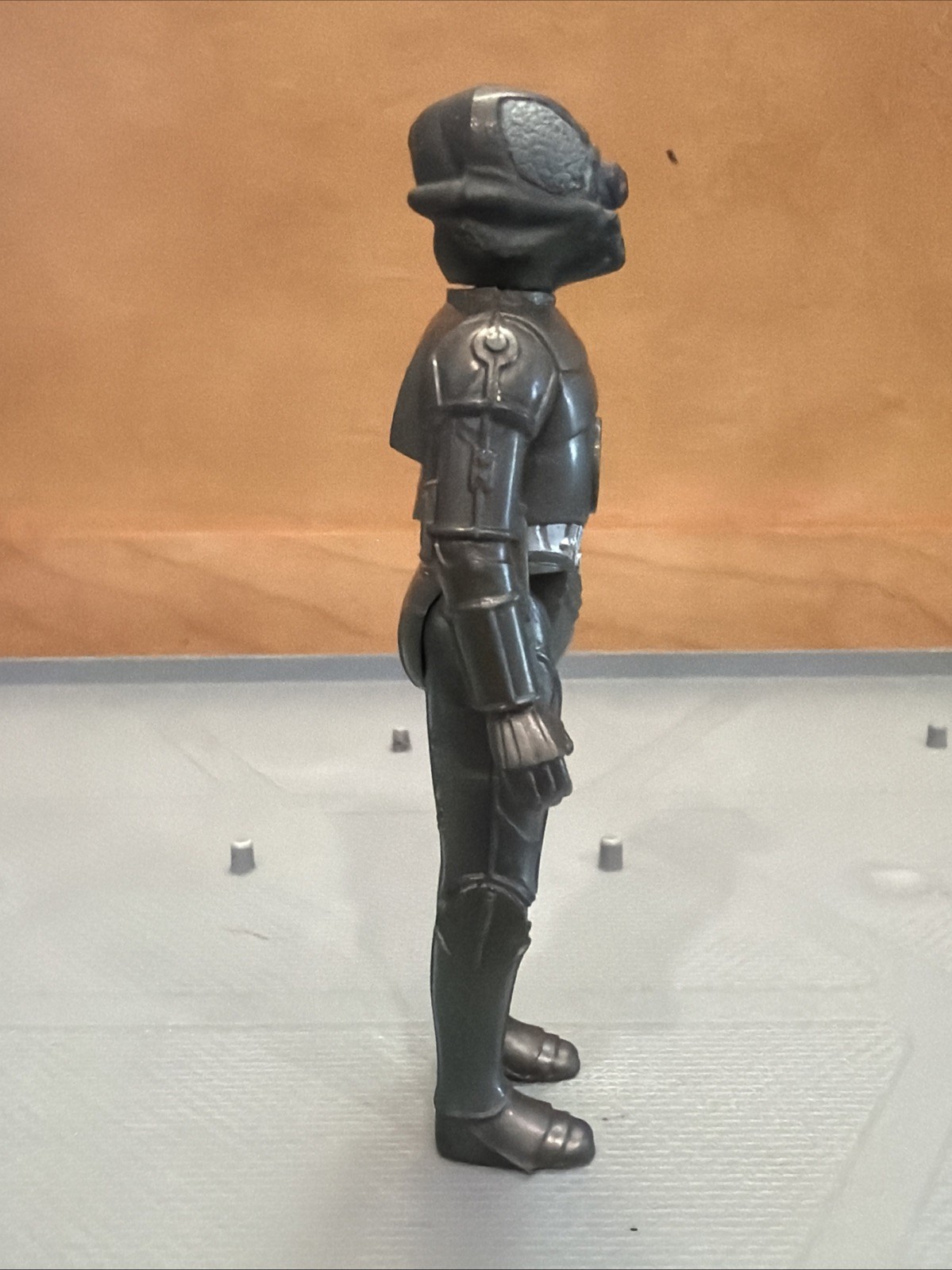 Zuckuss sold