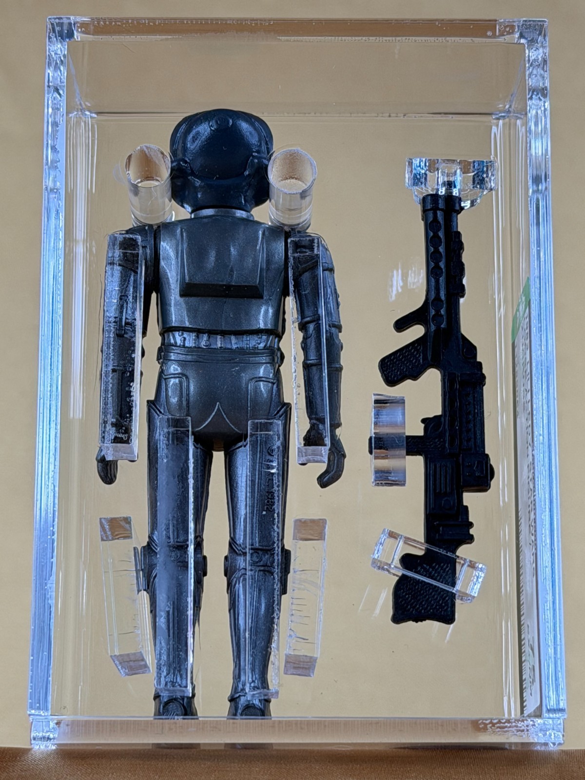 Zuckuss sold