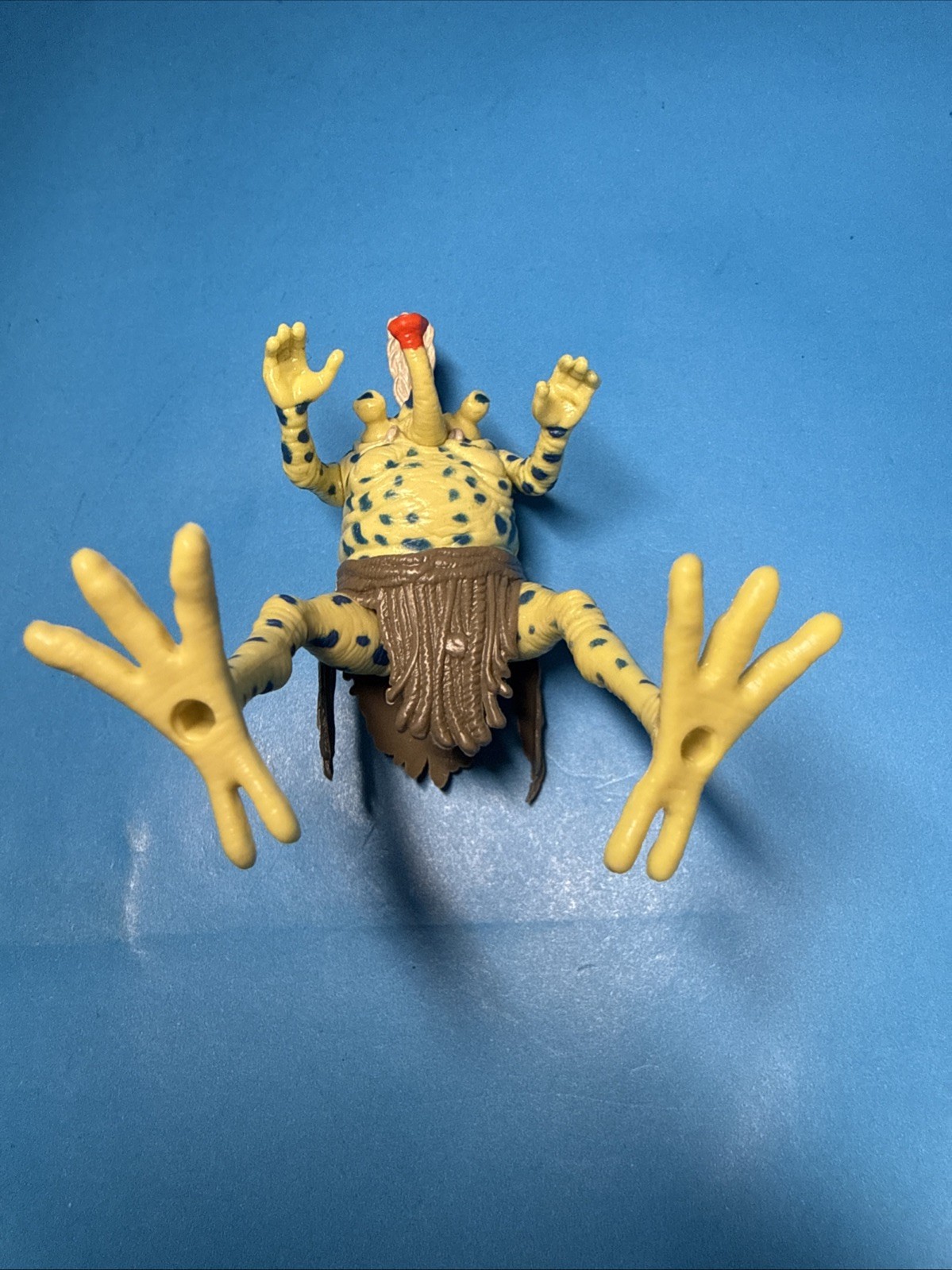 Sy Snootles sold