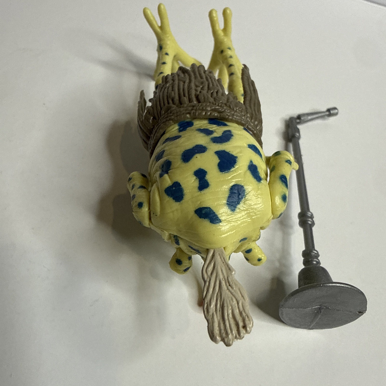 Sy Snootles sold