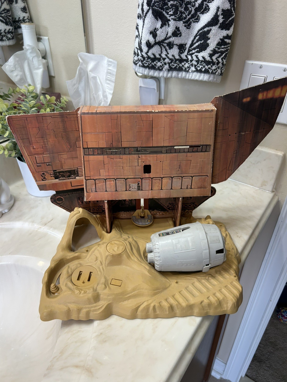 Land of the Jawas sold