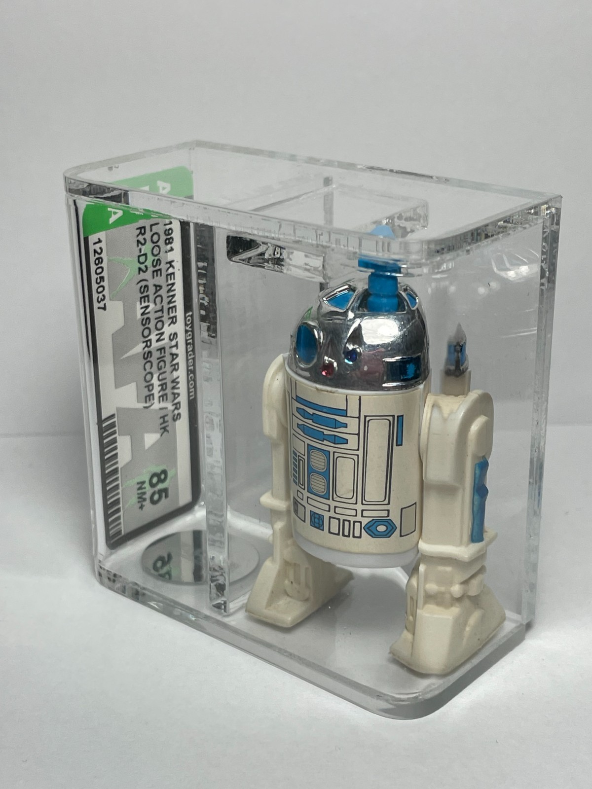 R2-D2 (Artoo-Detoo) (with Sensorscope) sold