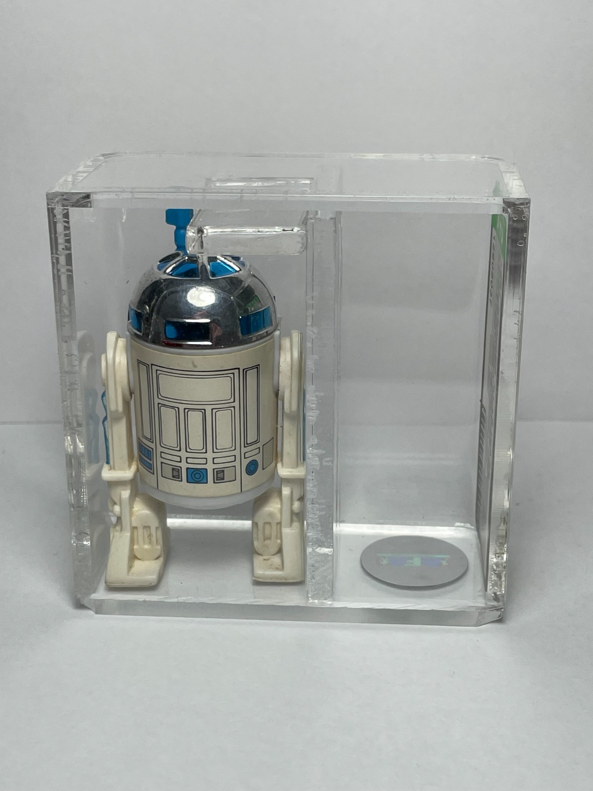 R2-D2 (Artoo-Detoo) (with Sensorscope) sold