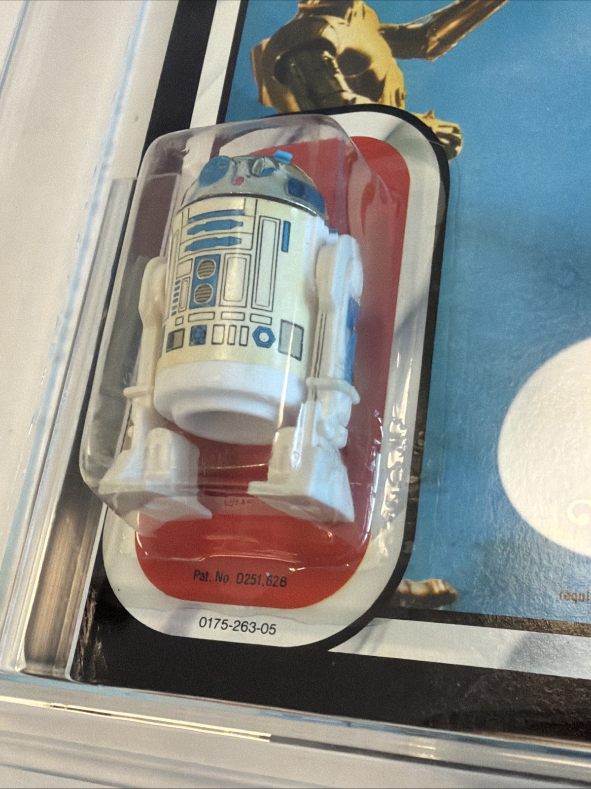 R2-D2 (Artoo-Detoo) (with Sensorscope) sold