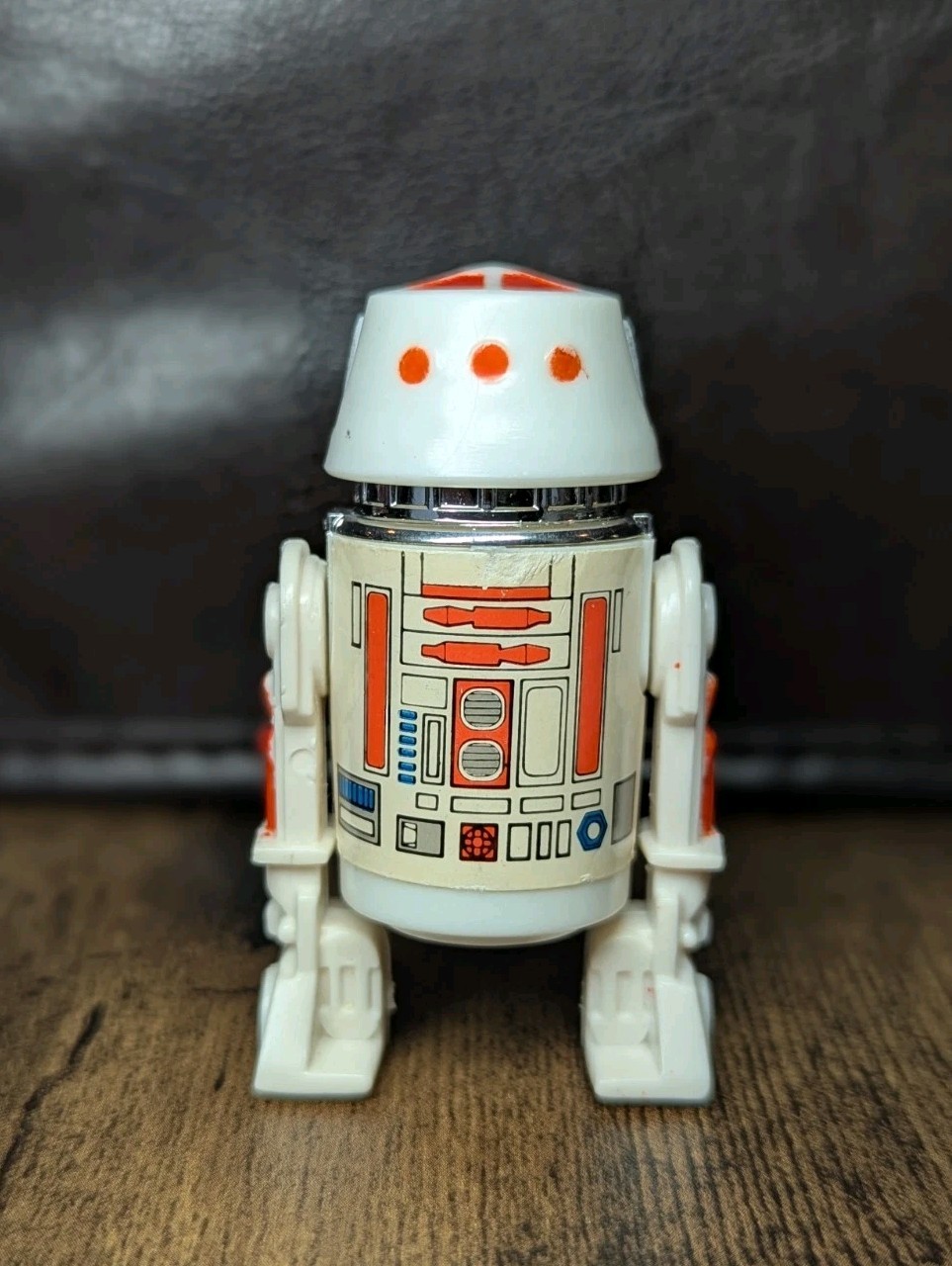 R5-D4 (Arfive-Defour) sold