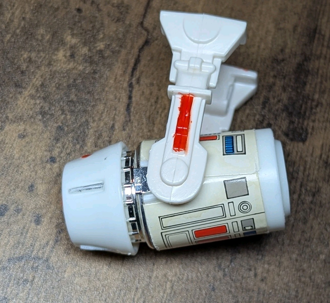 R5-D4 (Arfive-Defour) sold