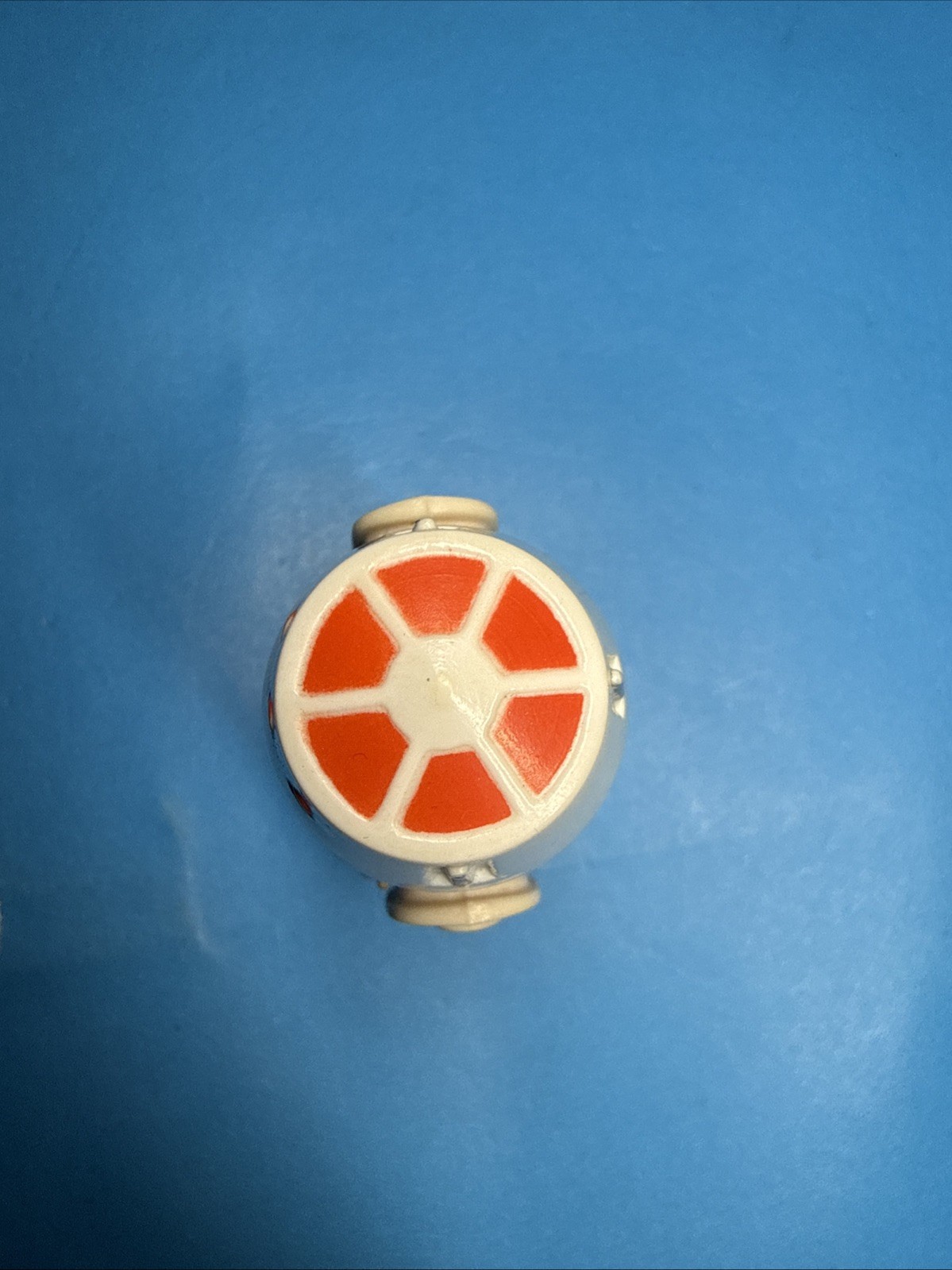 R5-D4 (Arfive-Defour) sold