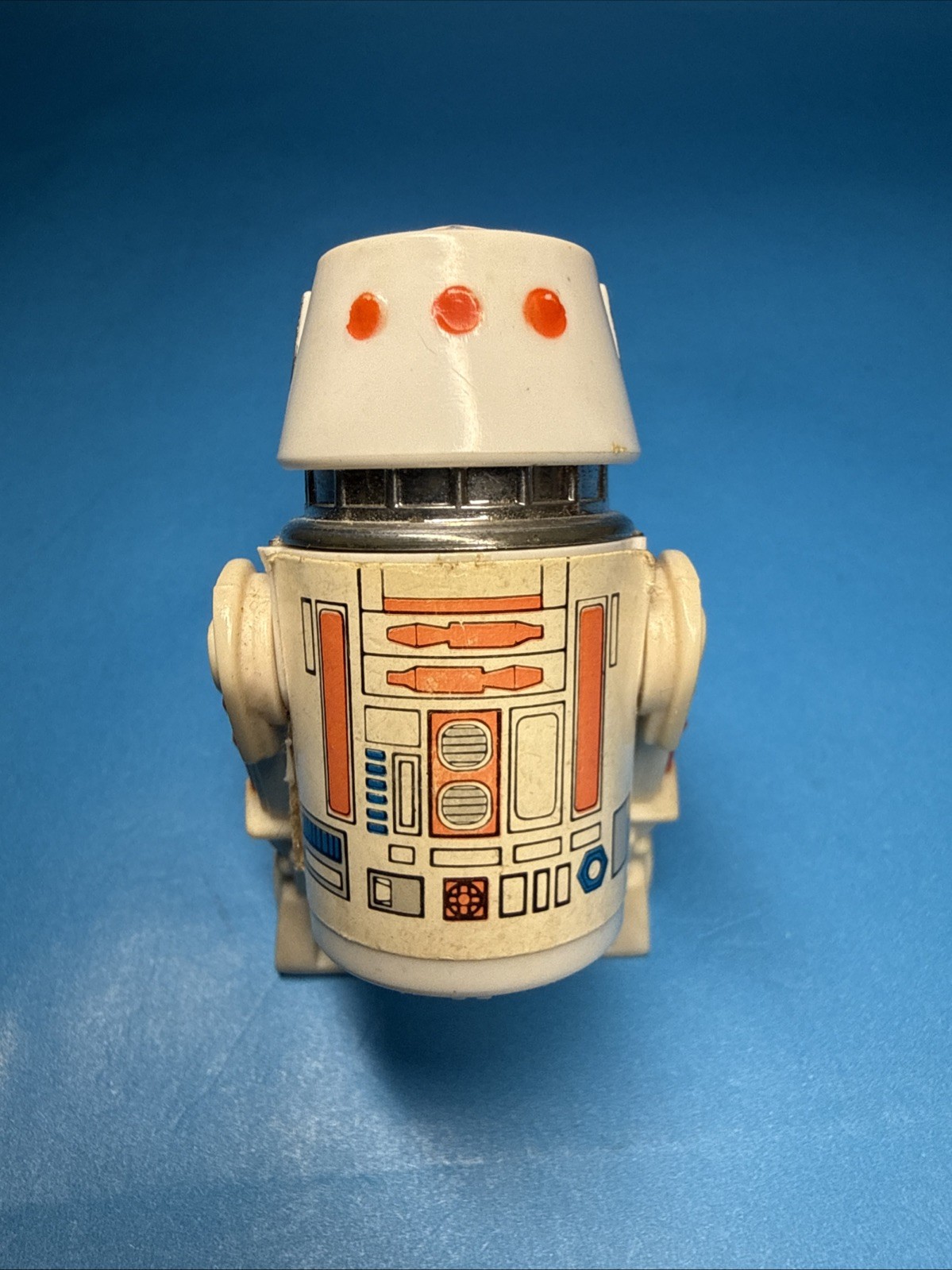R5-D4 (Arfive-Defour) sold