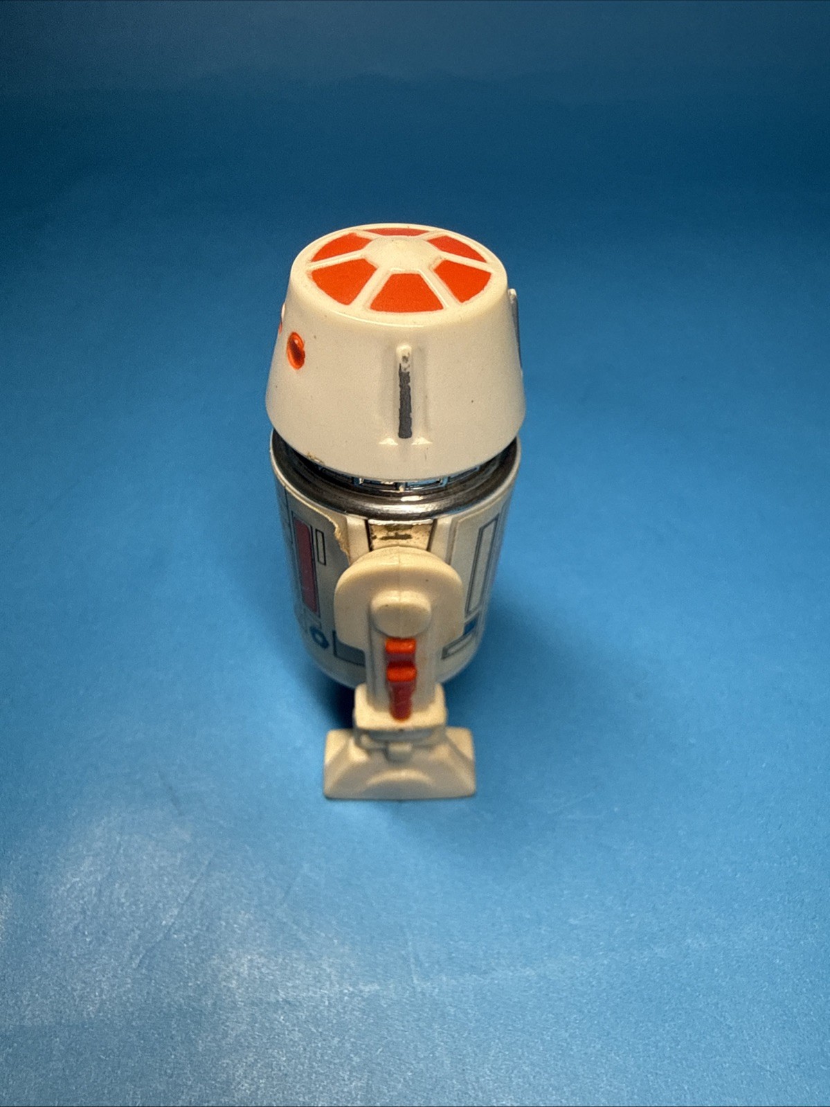 R5-D4 (Arfive-Defour) sold