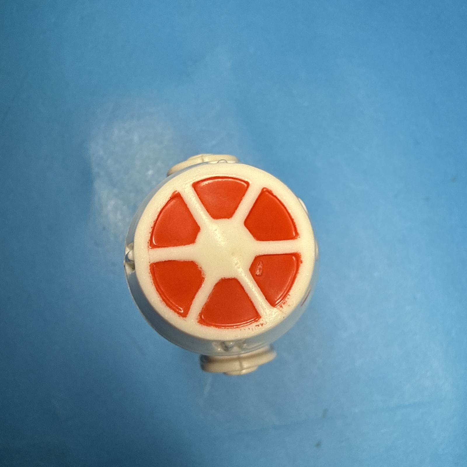 R5-D4 (Arfive-Defour) sold