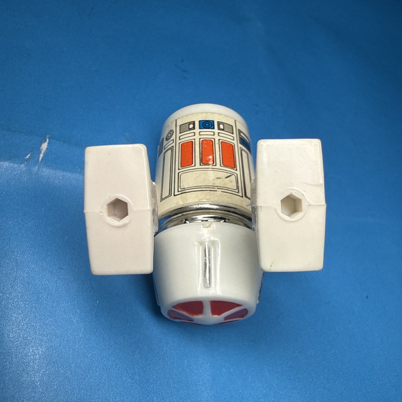 R5-D4 (Arfive-Defour) sold