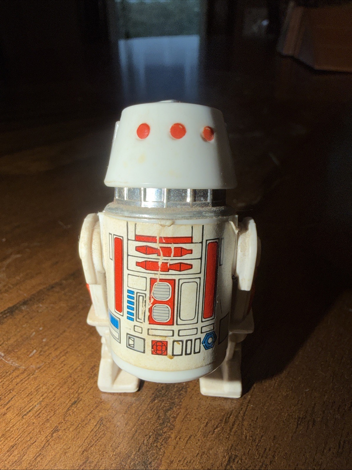 R5-D4 (Arfive-Defour) sold