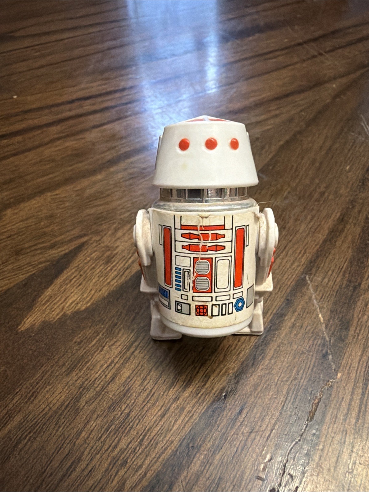 R5-D4 (Arfive-Defour) sold