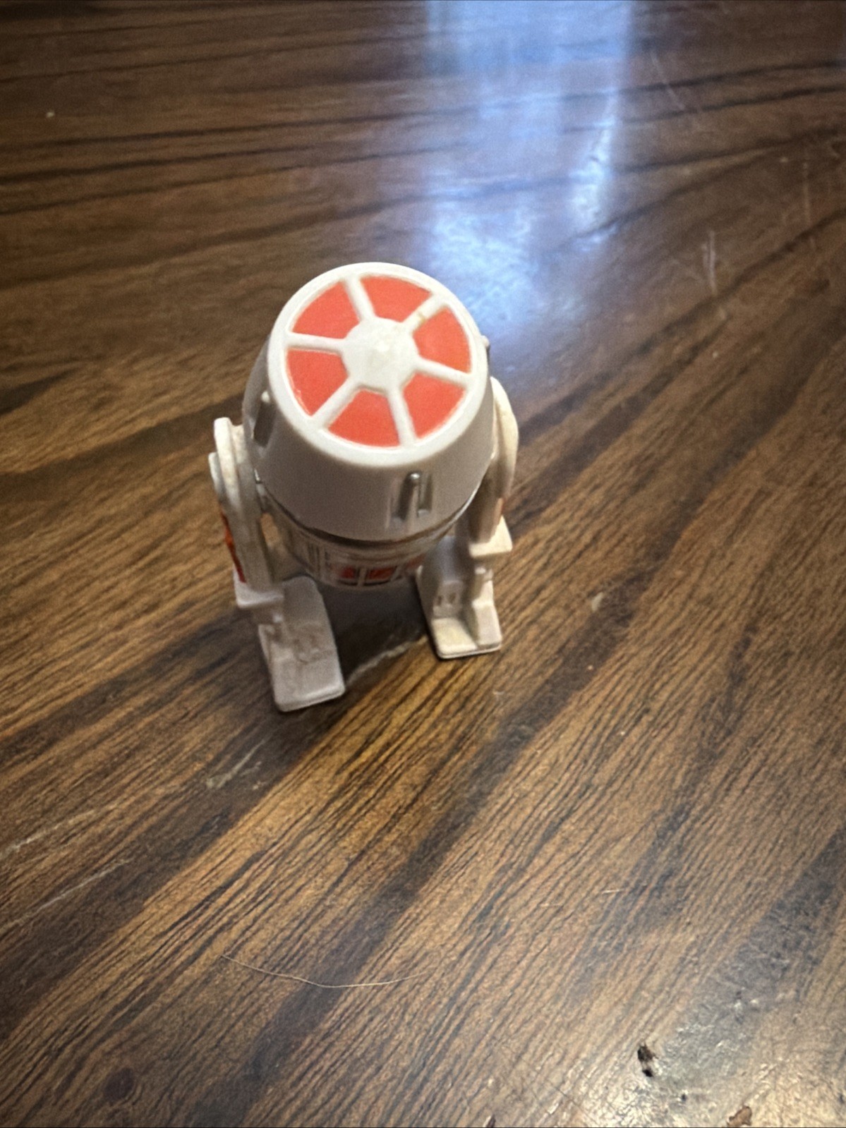 R5-D4 (Arfive-Defour) sold